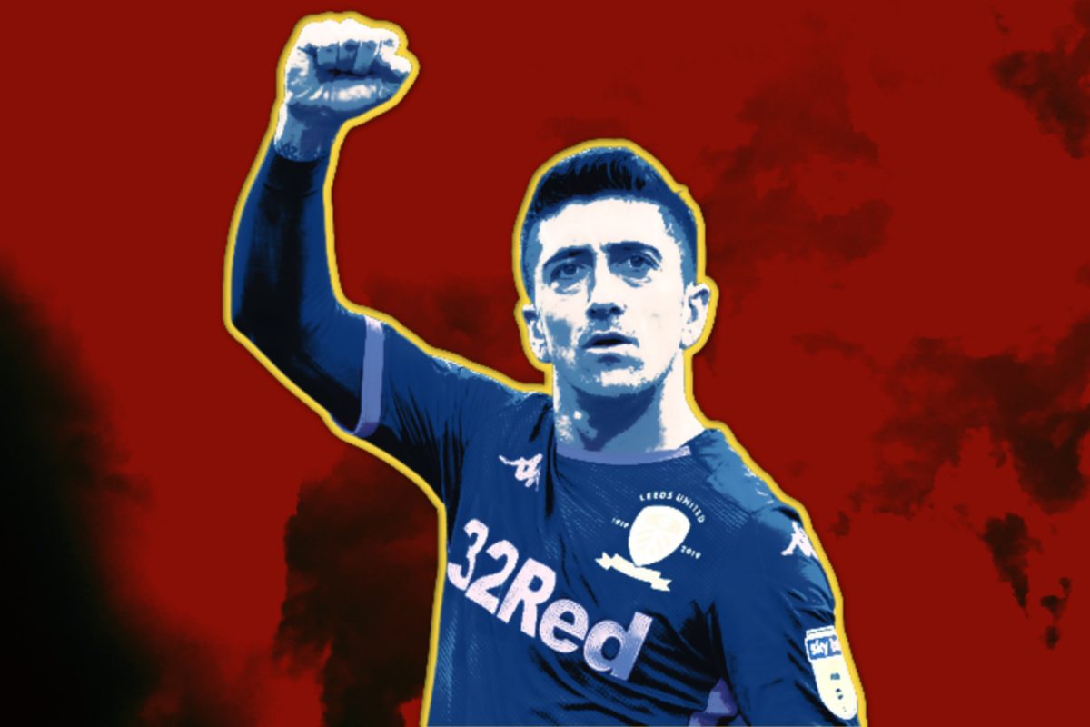 Pablo Hernandez in Leeds United kit raising his fist