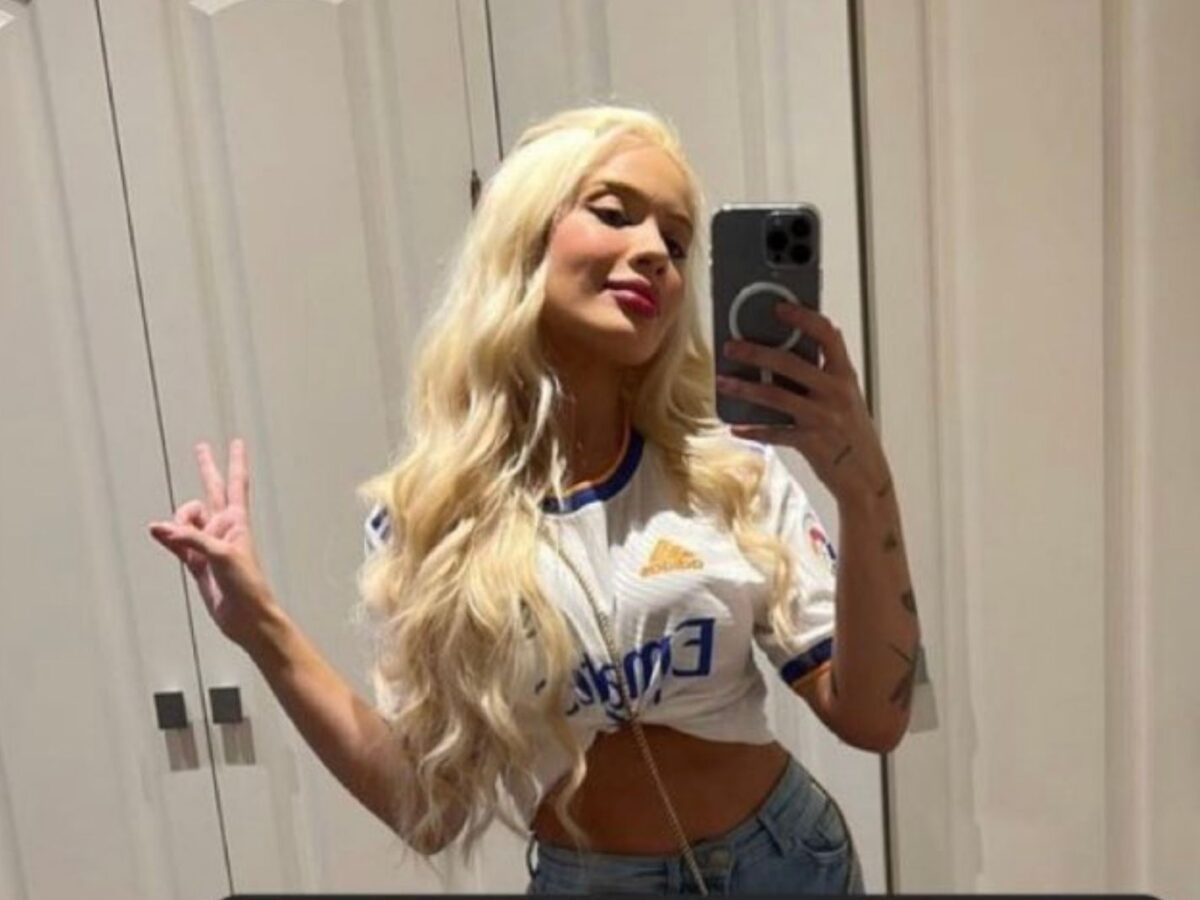 Eder Militao's girlfriend Karoline Lima in a Real Madrid kit