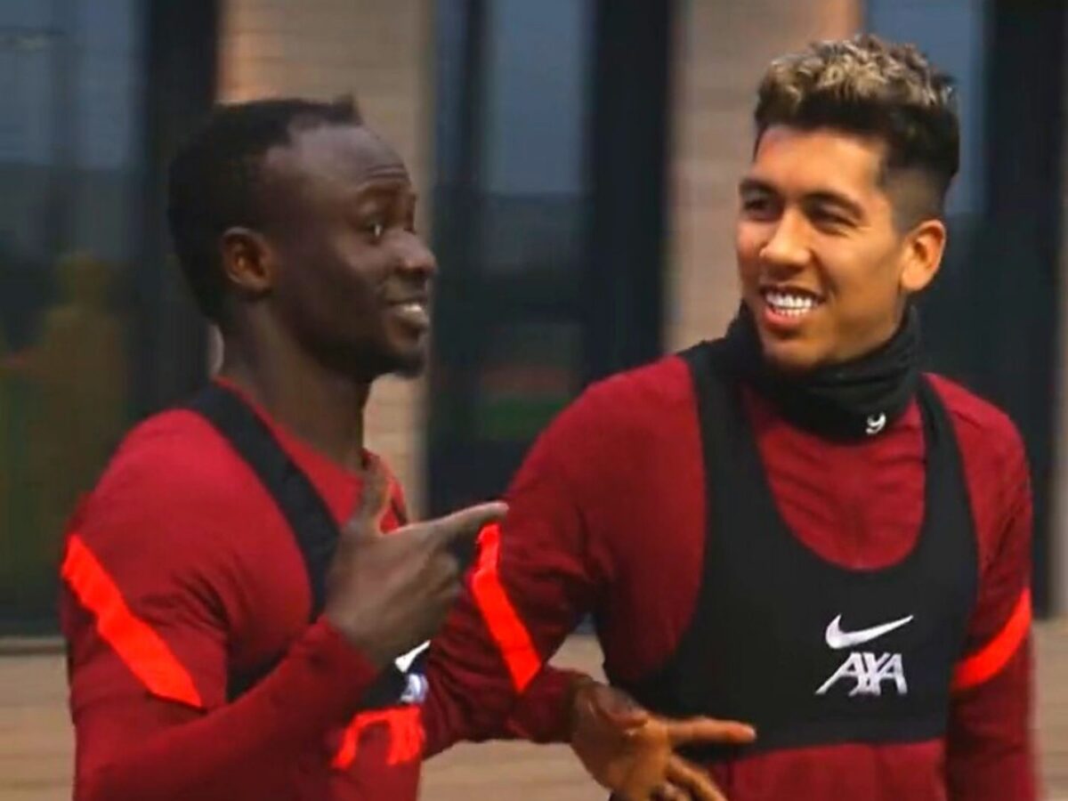 Sadio Mane welcomes Roberto Firmino in training