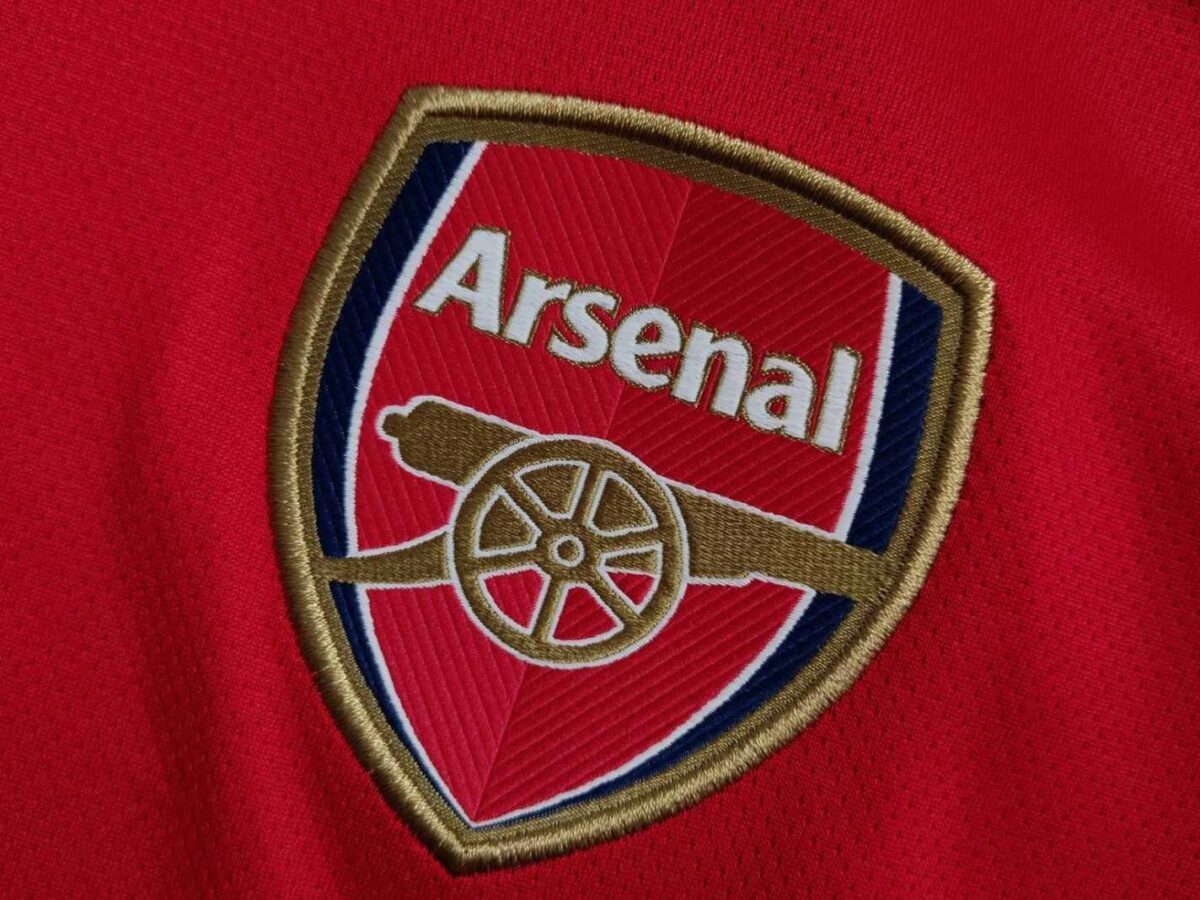 Arsenal crest