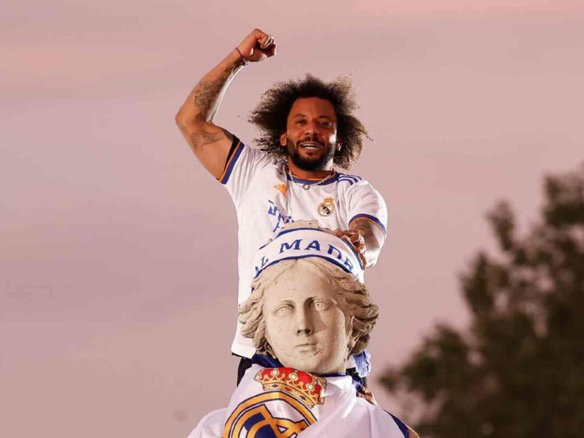 Plaza Cibeles Was The Place To Celebrate Real Madrid Winning La Liga