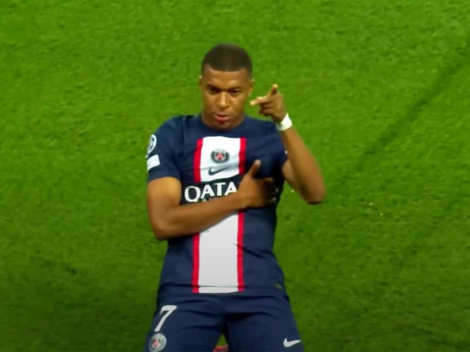 Why Kylian Mbappe Was Memed After Taking On Psg Over Image Rights Thick Accent