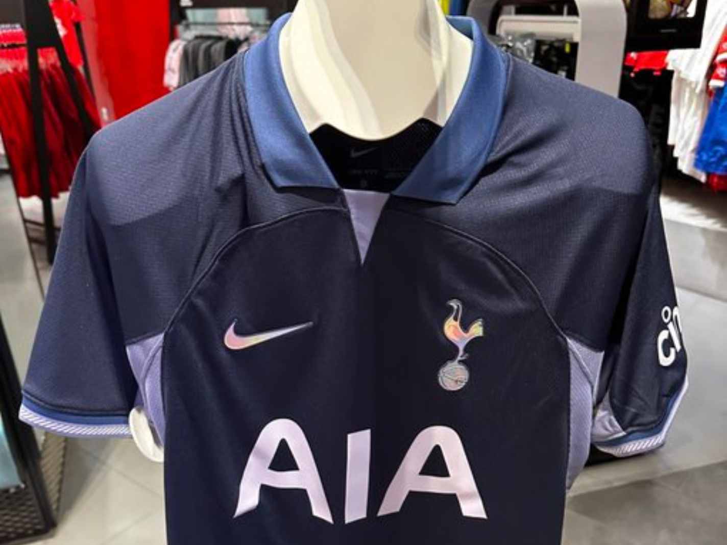 Leaked 23/24 Tottenham Away Kit Fails to Hit the Mark ‘Like a Batman